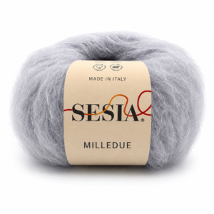 Filato in misto lana e mohair grigio perla